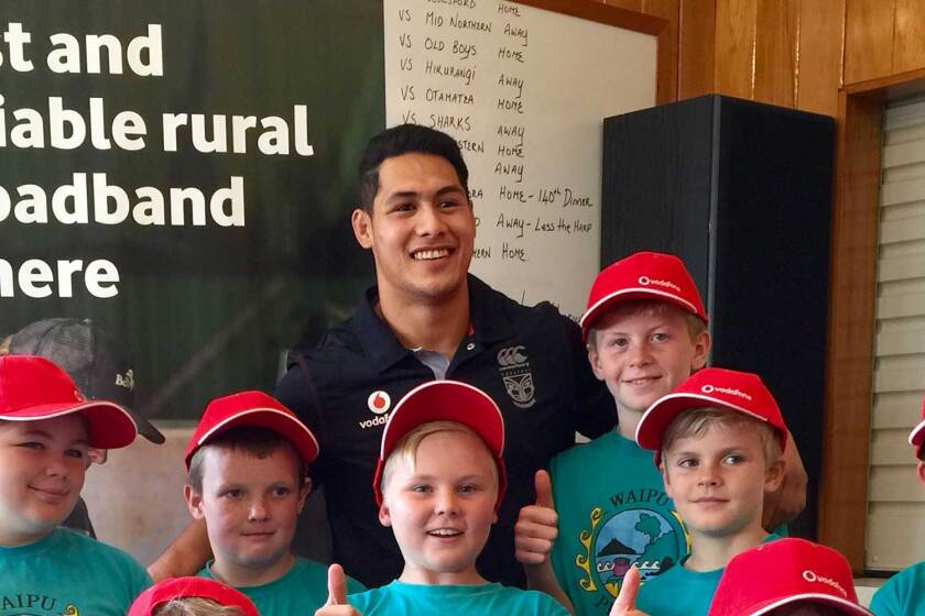 Rural Kiwis get a broadband boost as final RBI site is switched on