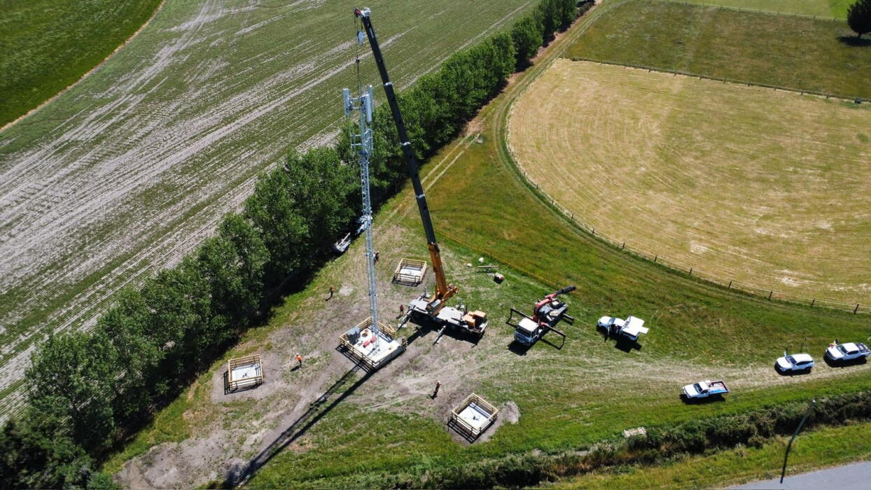 Cell tower upgrade for 5G
