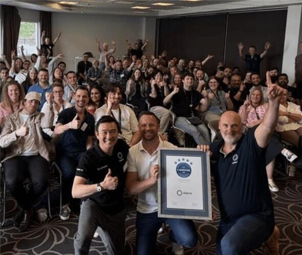 The One NZ Team celebrating the Canstar Blue award.