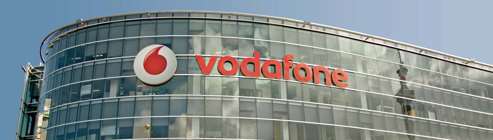 Vodafone’s ultimate voice and business broadband package – now fully inclusiv