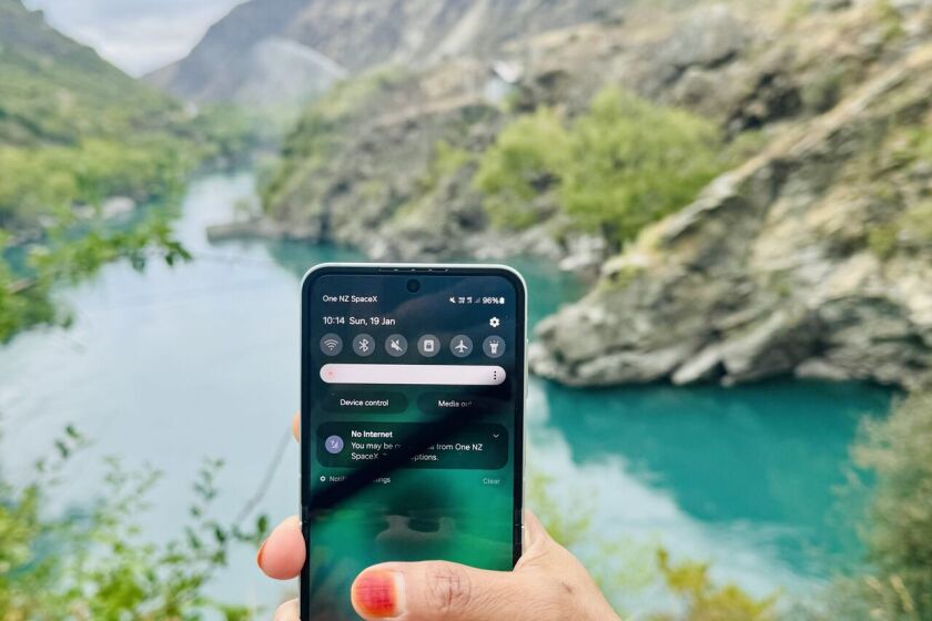 Using Satellite Text messaging in remote New Zealand.